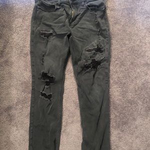 Hollister destroyed jeans